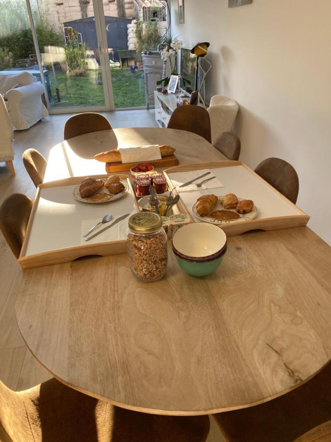 LʼIsle-sur-la-Sorgue Cote Court B&B 외부 사진