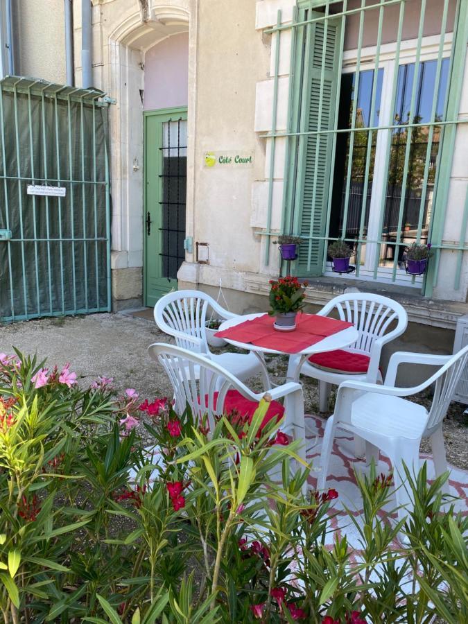 LʼIsle-sur-la-Sorgue Cote Court B&B 외부 사진